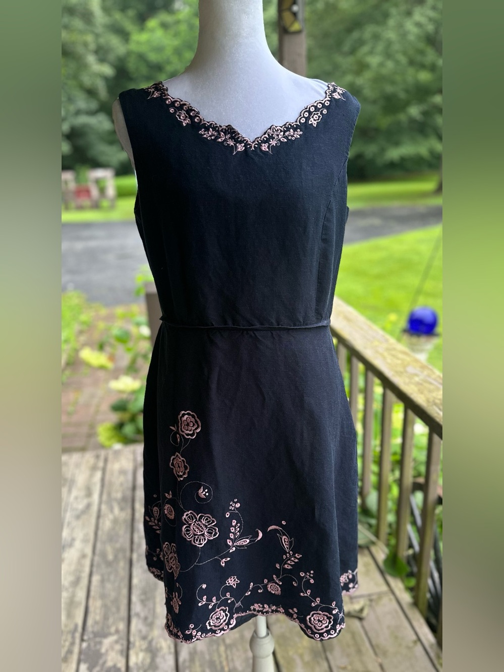 Good Clothes Blue Knee Length/Midi Dress with Pink Floral Embroidery Size 8